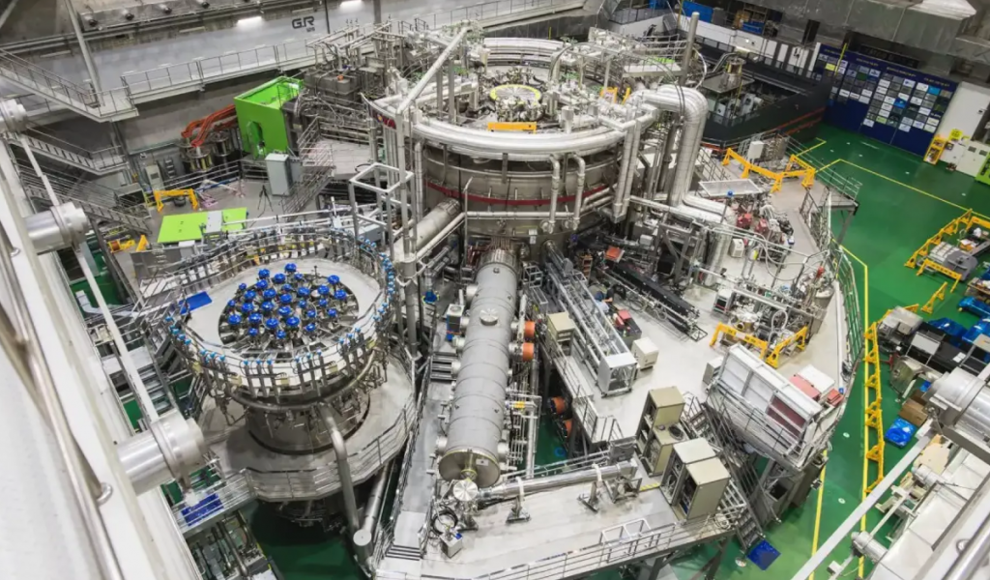 Korea Superconducting Tokamak Advanced Research (KSTAR)