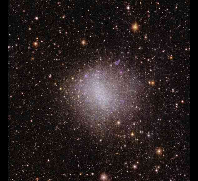 Barnards Galaxie (NGC 6822)