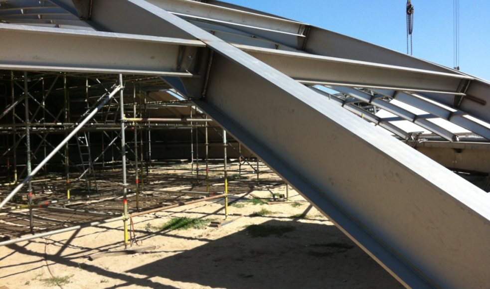 Perfiles especiales fabricados en acero inoxidable.