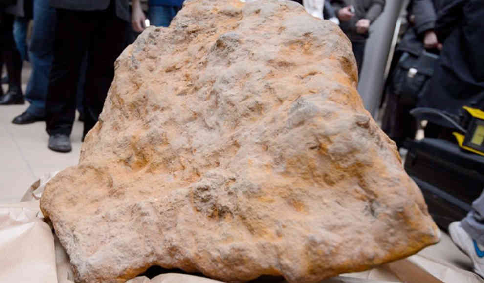 300 Kilogramm schwerer Meteorit wird untersucht