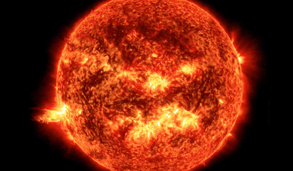 Atmosphäre der Sonne wird durch Magnetfelder aufgeheizt
