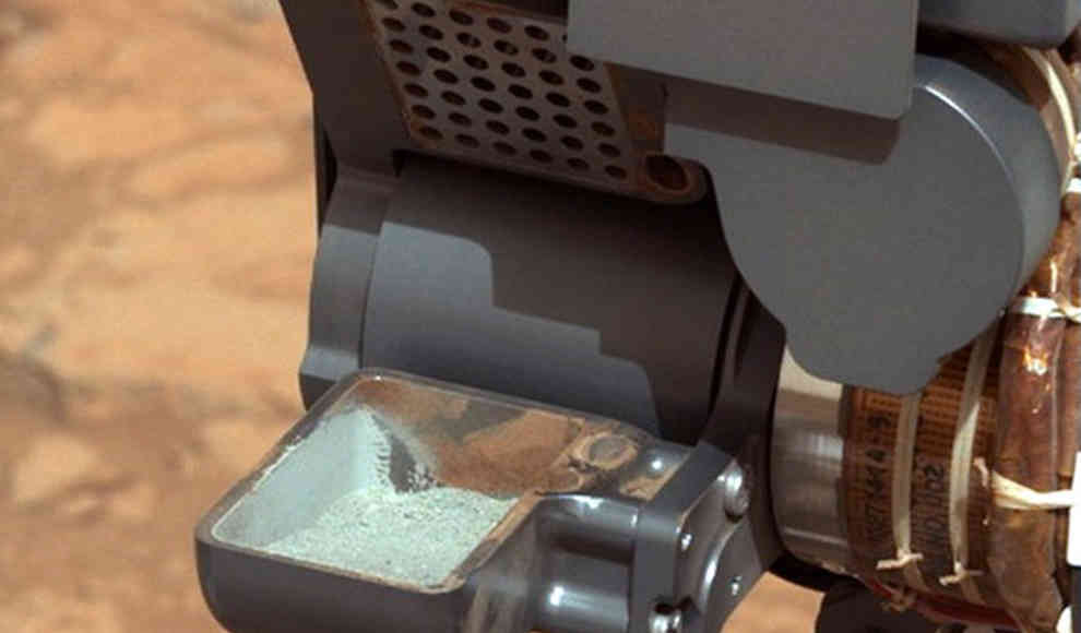 Curiosity untersucht Staub von Steinen auf dem Mars