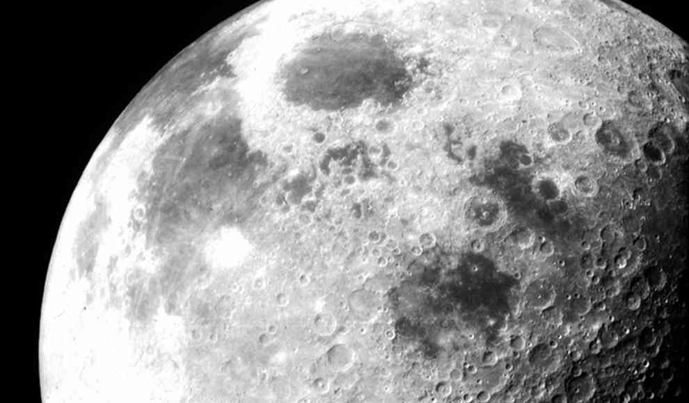 Sherpa und Crex suchen Wasser auf dem Mond