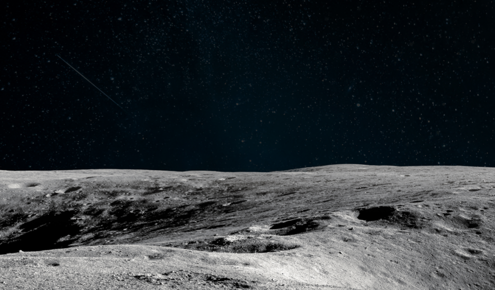 Mond besitzt durch Meteoriteneinschläge eine dünne Atmosphäre