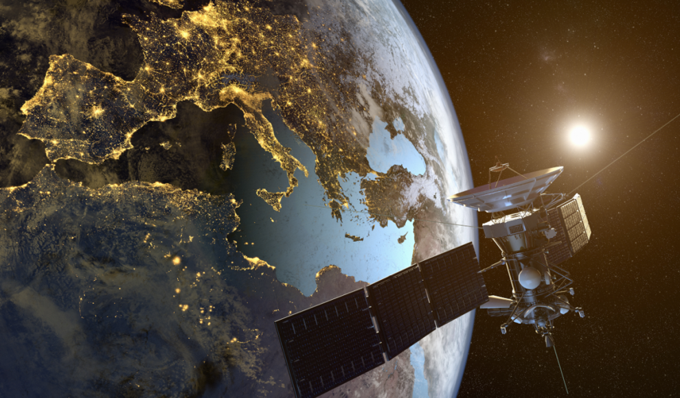 Satellit im nahen Erdorbit