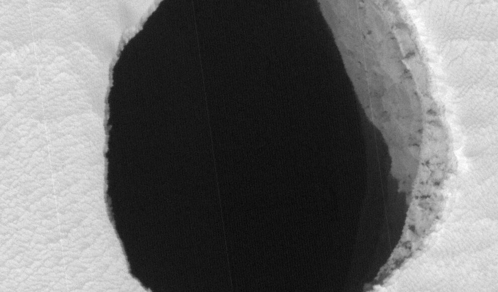Marskrater ist 178 Meter tief und zeigt ein verborgenes Detail