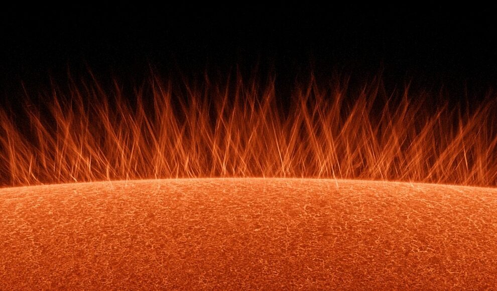 Millionen Jets auf der Sonne sind womöglich nur gefaltete Plasmavorhänge