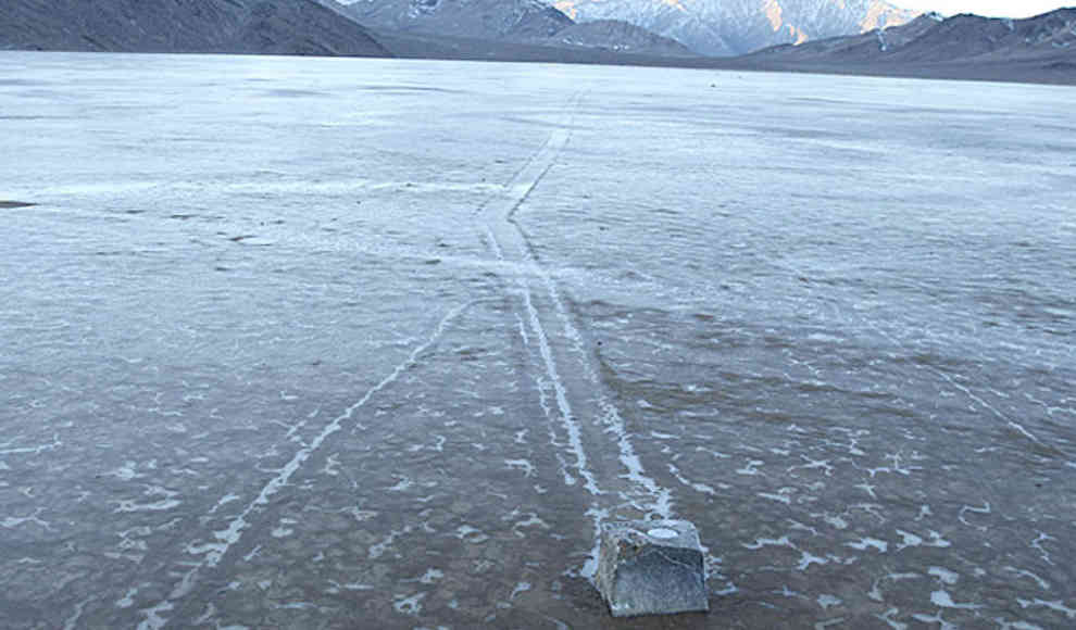 Geheimnis der wandernden Steine im Death Valley gelöst