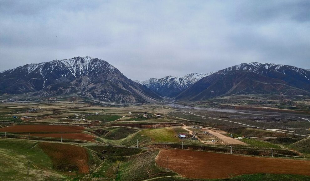 Vulkanbogen im Iran blieb rund 100 Millionen Jahre verborgen