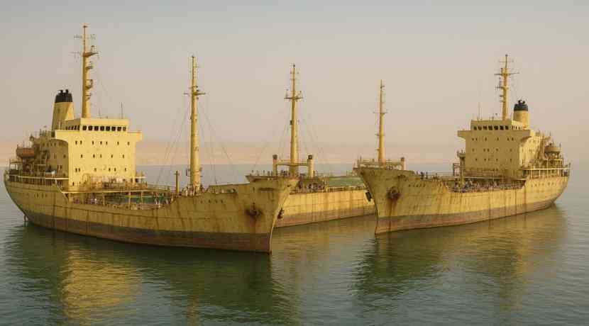 Gelbe-Flotte-sitzt-acht-Jahre-im-Suezkanal-fest