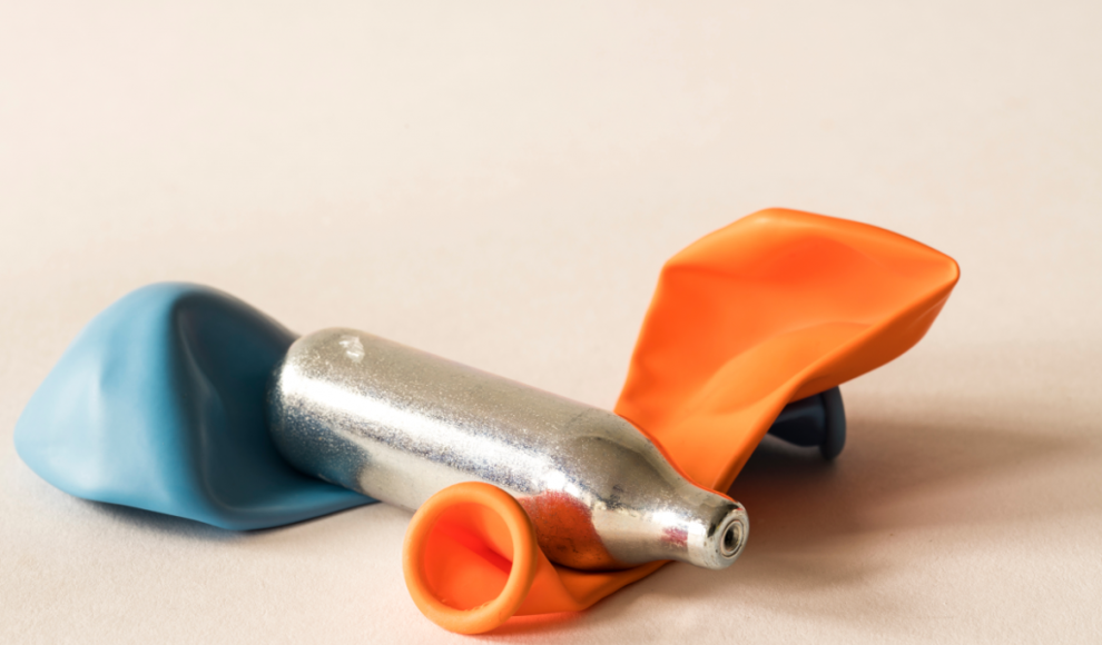Lachgas wird oft als Droge missbraucht