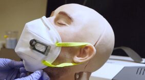Masker Biosensor Neue Maske erkennt SARS-CoV-2 in der Atemluft