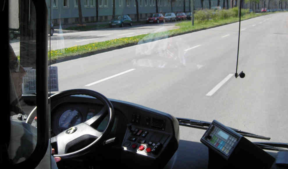 Übertriebener Stellenabbau im öffentlichen Dienst