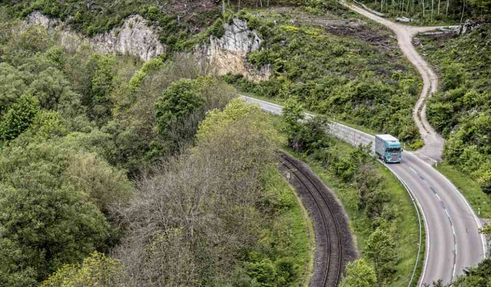 Österreich senkt Maut für Elektro- und Wasserstoff-LKW