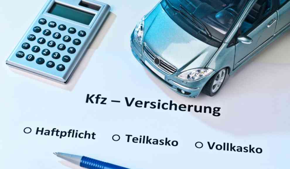 Studie untersucht Wechselverhalten bei Kfz-Versicherungen