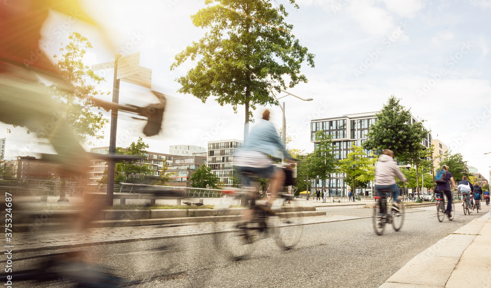 Autofreier Tag in einer deutschen Großstadt