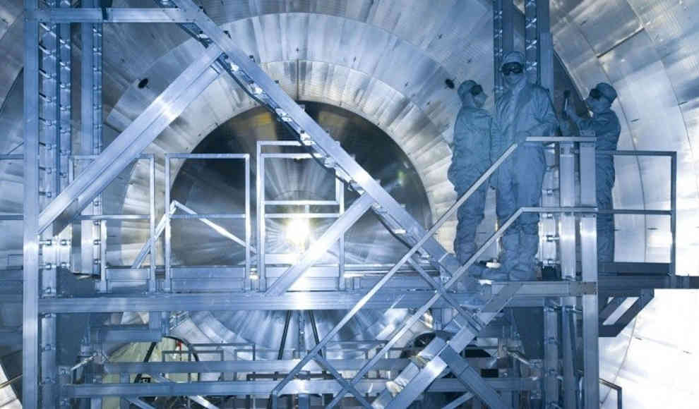 KATRIN-Experiment in Karlsruhe grenzt Masse von Neutrinos weiter ein
