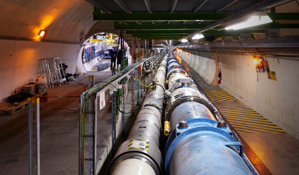 FASER-Detektor in einem Seitentunnel des Teilchenbeschleunigers LHC hat erstmals Neutrinos nachgewiesen