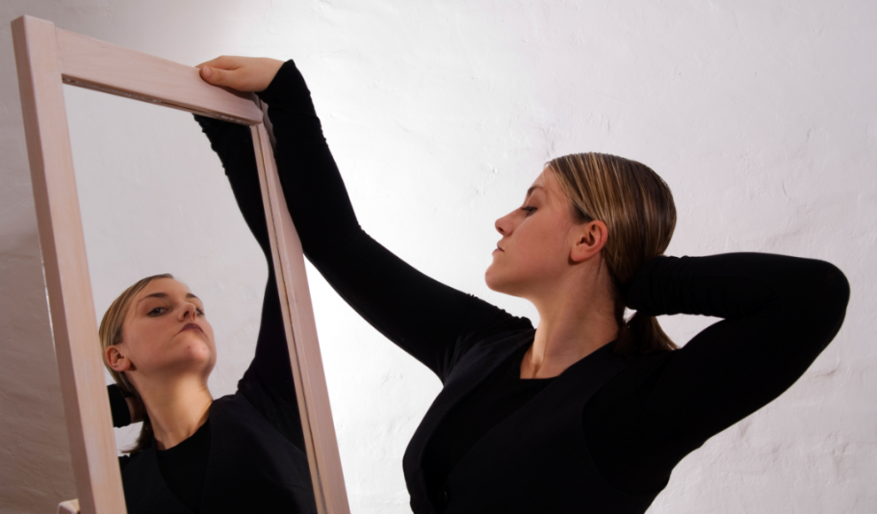 Frau mit narzisstische Persönlichkeitsstörung (NPS) 