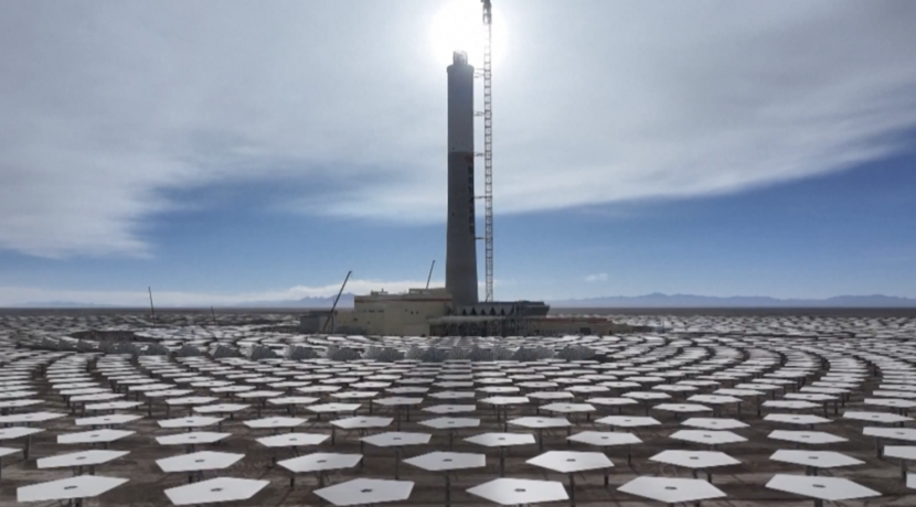 Gigantischer-Solarpark-in-China-erzeugt-Tag-und-Nacht-Strom