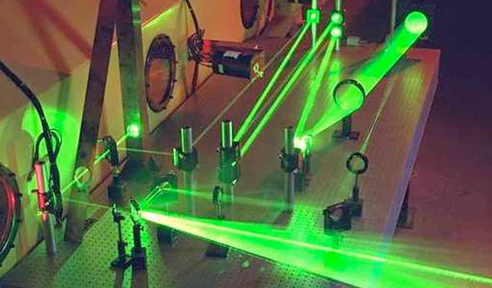 Laser bezieht Strom durch Wärme