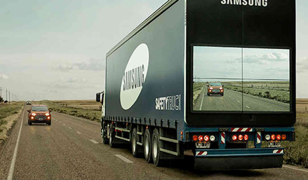 Samsung Safety Truck: LKW-Displays sollen Überholen sicherer machen