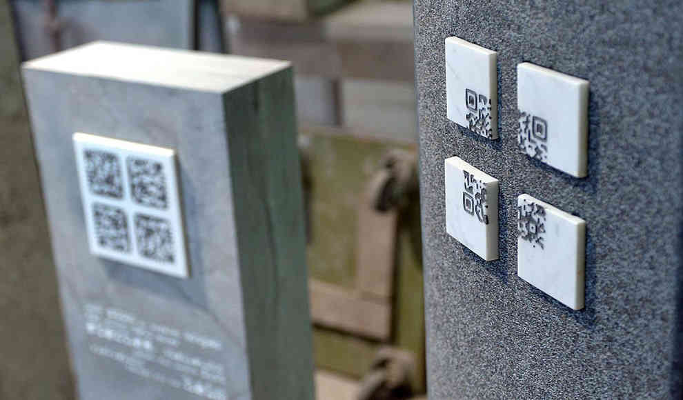 QR-Codes am Grabstein