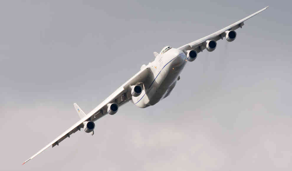 Antonow An-225