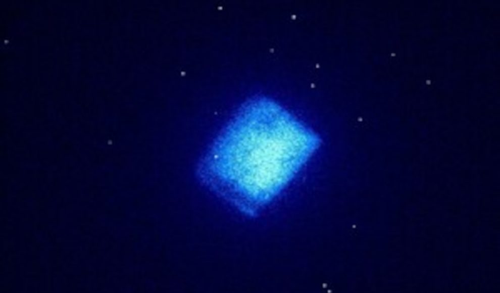 Radiolumineszenz eines synthetischen Kohlenstofffilms aus Kohlenstoff-14-Atomen 