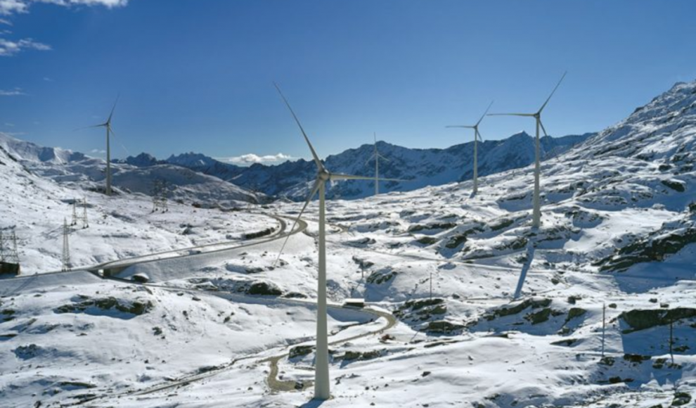 Windpark in den Alpen 