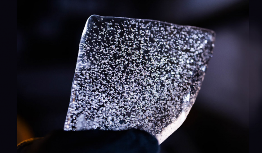 Eisbohrkern aus der Antarktis offenbart historische CO₂-Konzentration 